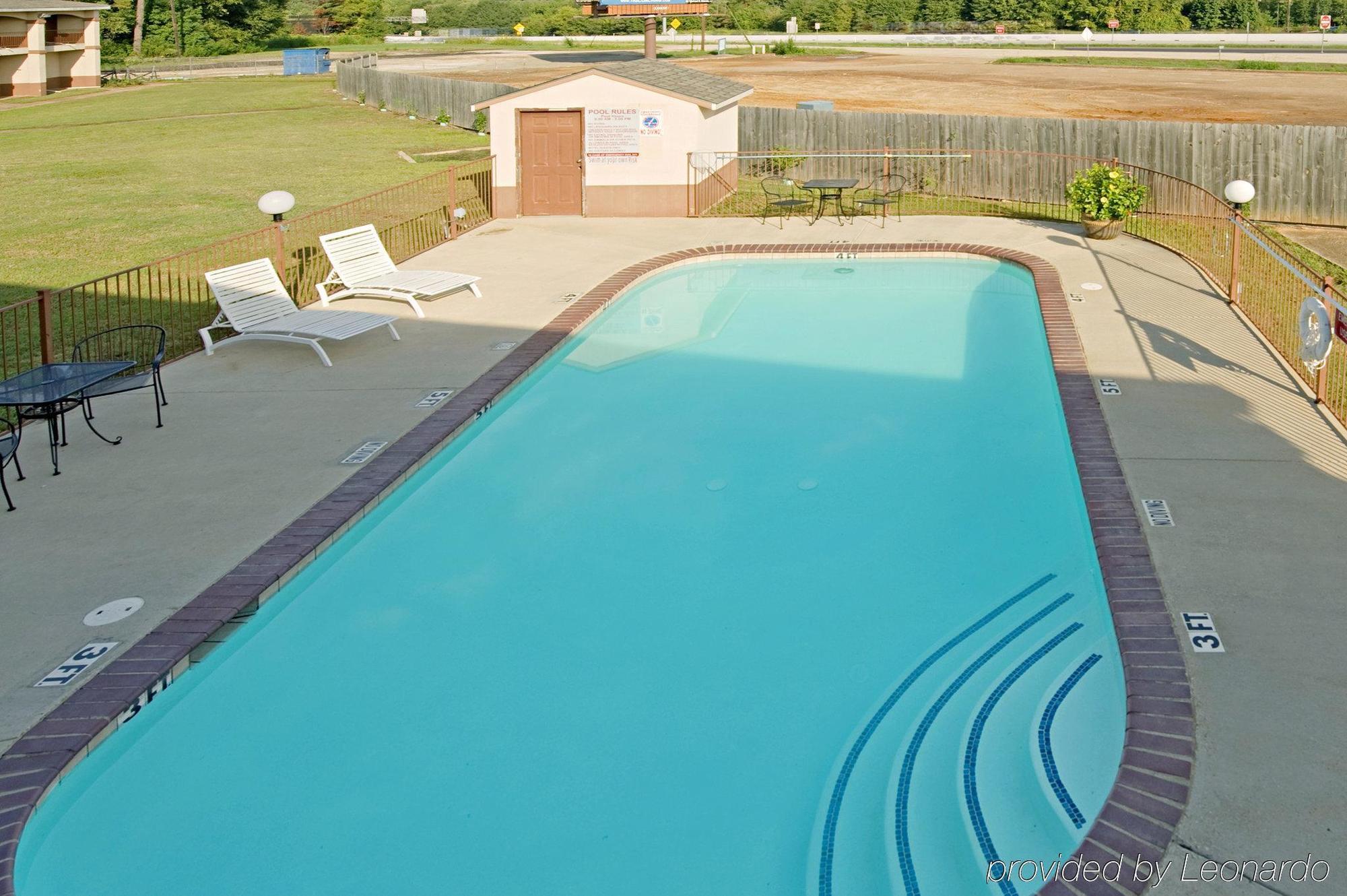 Apple Tree Inn Lindale Facilities photo